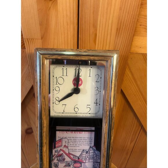Toy Coca-Cola Town Clock Not Working deco only (5620) - Picture 3 of 8
